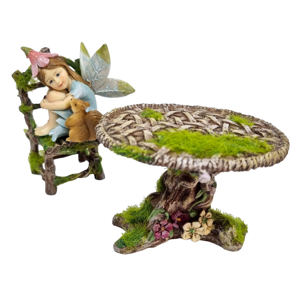 Moss &amp; Flowering Vine Table