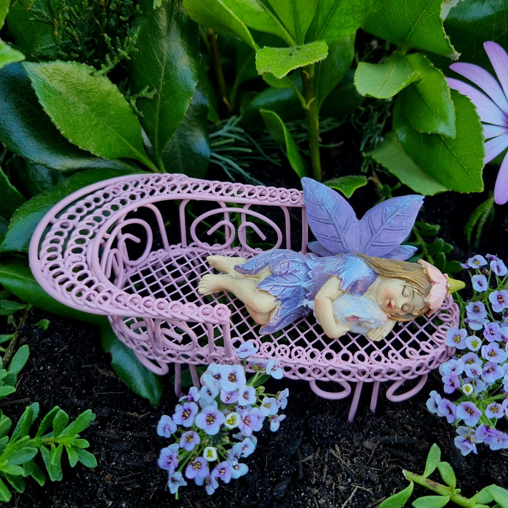 Metal Chaise Lounge - Pink