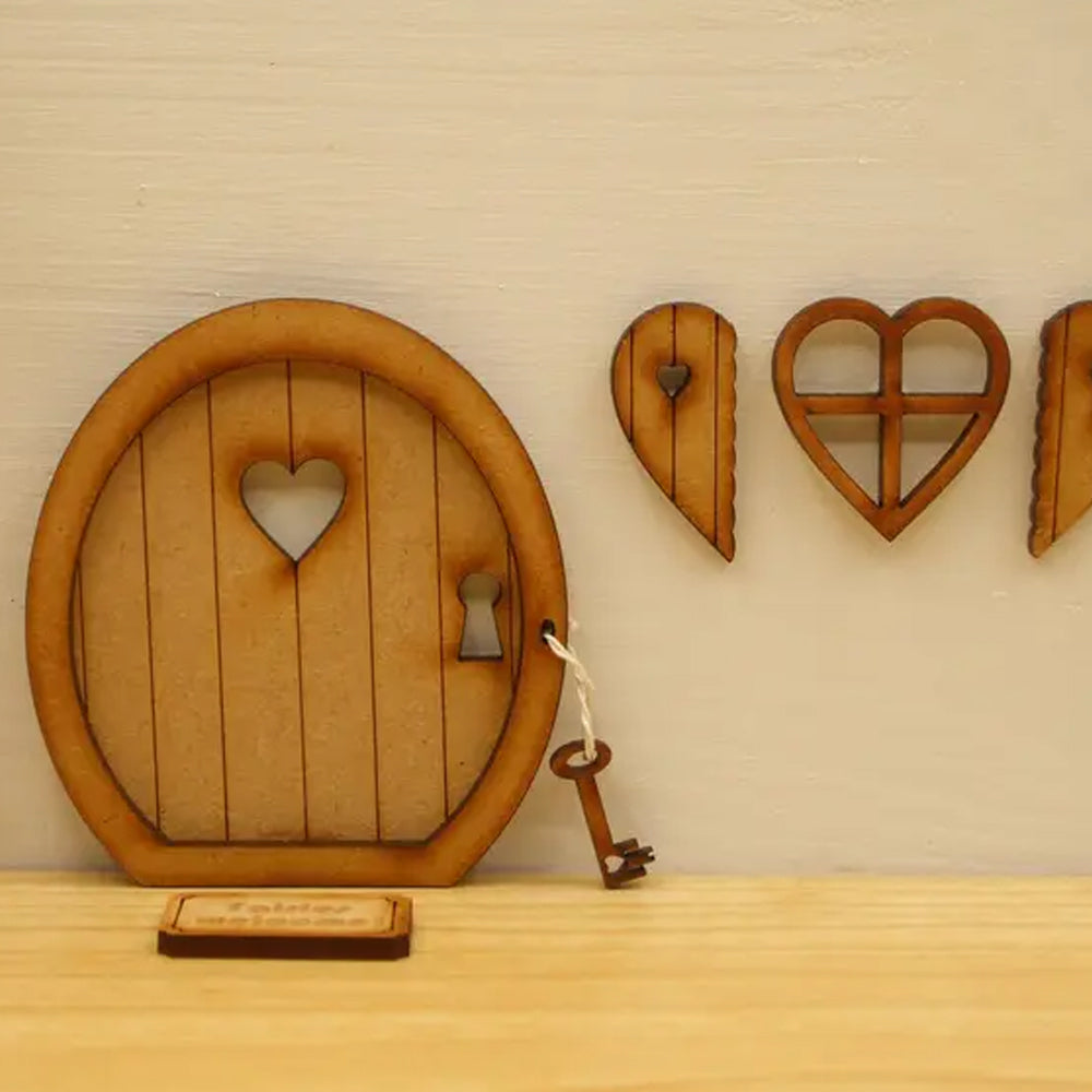 DIY Mini &quot;Key to My Heart&quot; Fairy Door