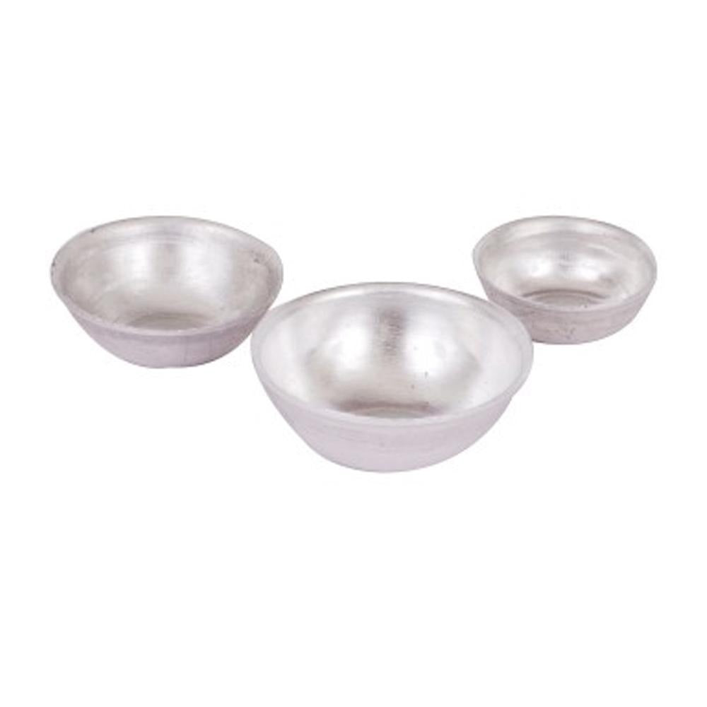 Miniature Metal Bowls, Set of 3 from The Miniature Fairy Garden Accessory Collection by Earth Fairy