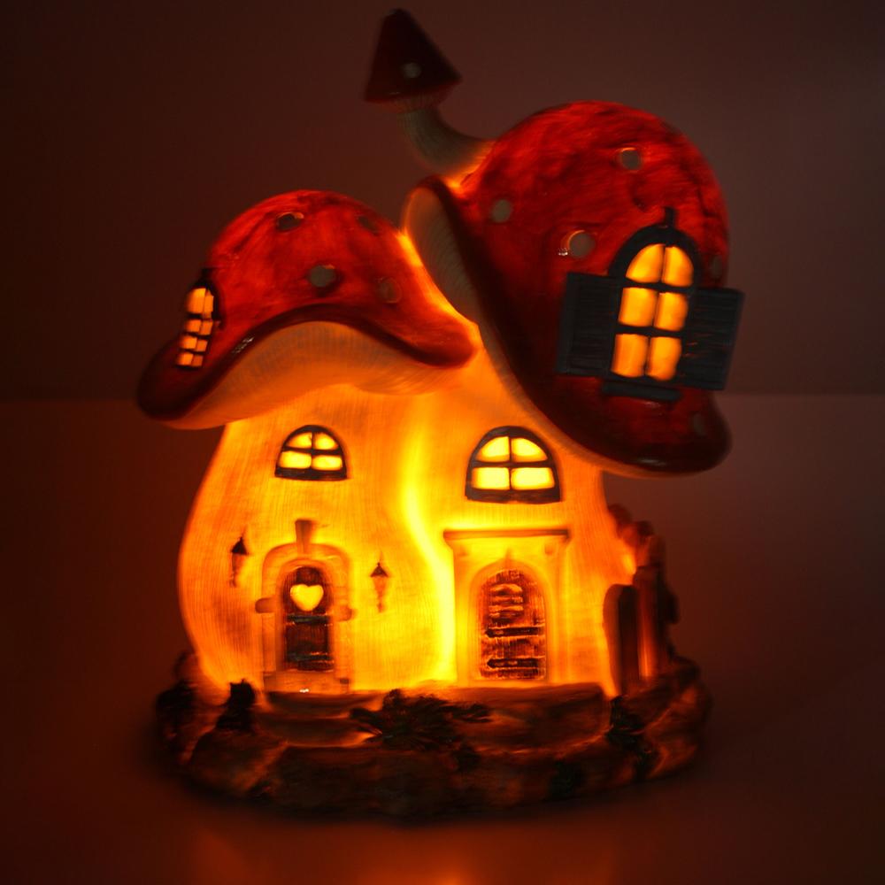 The Toadstool Lodge - Solar Light Up Earth Fairy 